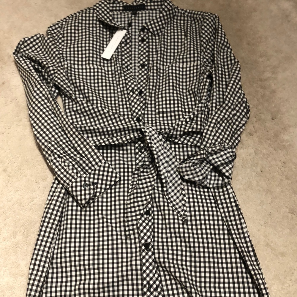 NWT checkered tie front shirt dress